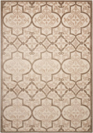 Homeroots 4' Cream Moroccan Area Rug - Stylish Indoor Outdoor Design For Living Spaces, Patios, And More! 8' X 11' Polypropylene 384771