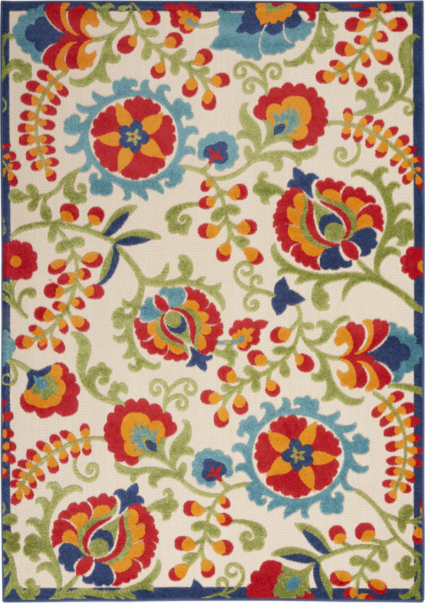 HomeRoots 5' Timeless Green and Ivory Floral Area Rug for Indoor and Outdoor Spaces – Durable & Elegant Design 5'x8' Area Rug 384794