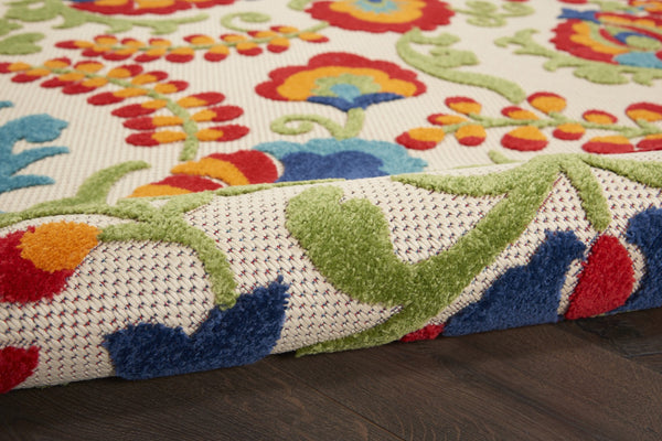 Homeroots 10' Green And Ivory Area Rug - Stylish Indoor Outdoor Decor, Durable, Easy Maintenance, Versatile Design 5' Round Area Rug Polypropylene 384796