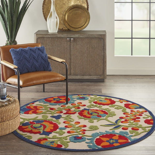 HomeRoots 5' Timeless Green and Ivory Floral Area Rug for Indoor and Outdoor Spaces – Durable & Elegant Design 5' Round Area Rug 384796