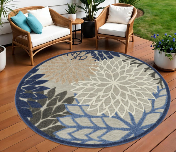 HomeRoots 5' Elegant Ivory and Blue Round Indoor-Outdoor Area Rug with Timeless Floral Design and Durability 8? 384825