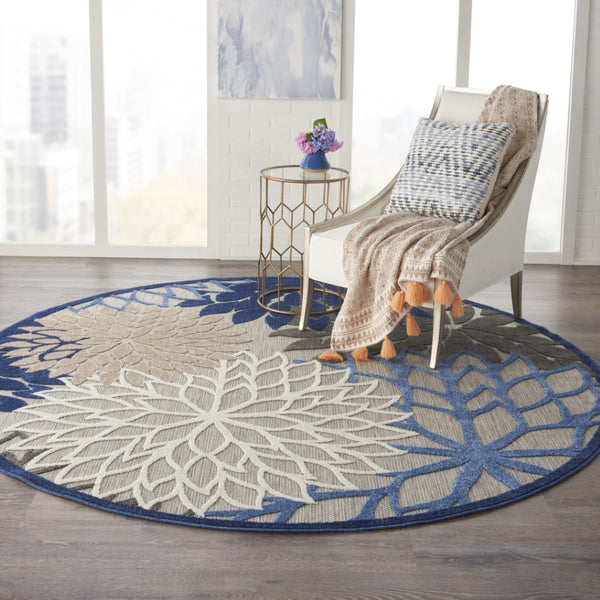 HomeRoots 5' Elegant Ivory and Blue Round Indoor-Outdoor Area Rug with Timeless Floral Design and Durability 8? 384825