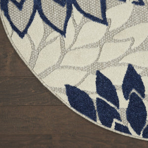 HomeRoots 5' Timeless Floral Indoor Outdoor Rug - Durable, Easy-Care, Versatile Accent for Any Space 5' Round Area Rug Ivory Navy 384834