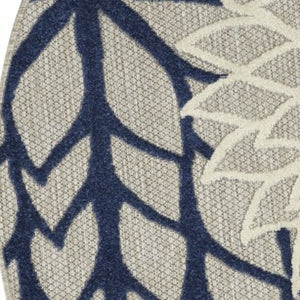 Homeroots 5' Round Ivory And Blue Round Floral Indoor Outdoor Area Rug Ivory Navy Polypropylene 384834