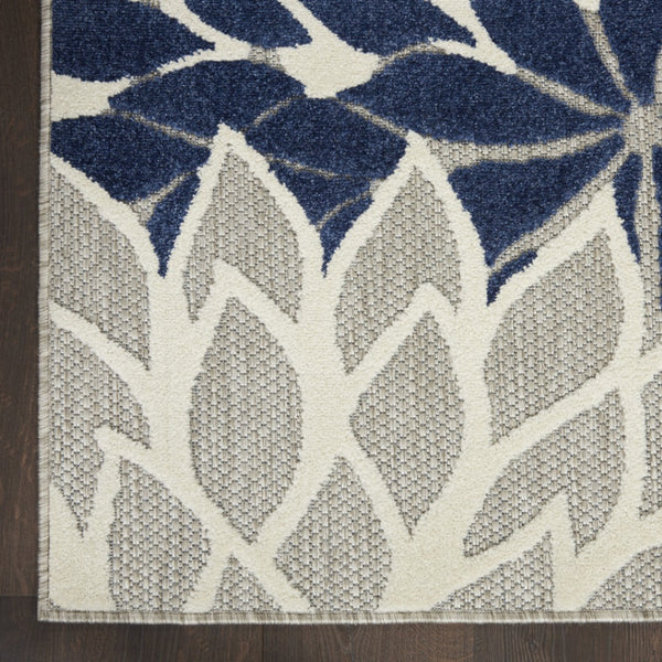 HomeRoots 5' Timeless Floral Indoor Outdoor Rug - Durable, Easy-Care, Versatile Accent for Any Space 6'x9' Area Rug Ivory Navy 384835