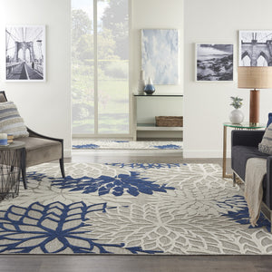 Homeroots 7' X 10' Ivory And Blue Floral Indoor Outdoor Area Rug Ivory Navy Polypropylene 384836