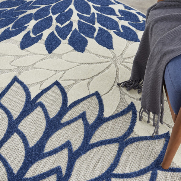 HomeRoots 5' Timeless Floral Indoor Outdoor Rug - Durable, Easy-Care, Versatile Accent for Any Space 8' Round Area Rug Ivory Navy 384838