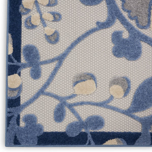 HomeRoots 7' Elevate Your Space with a Blue and Gray Floral Indoor-Outdoor Rug for Stylish Comfort & Durability 7'x10' Area Rug 384841