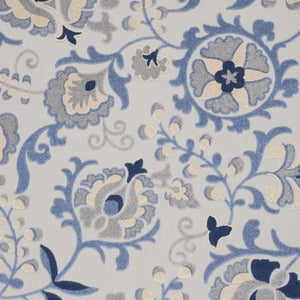 HomeRoots 7' Elevate Your Space with a Blue and Gray Floral Indoor-Outdoor Rug for Stylish Comfort & Durability 7'x10' Area Rug 384841