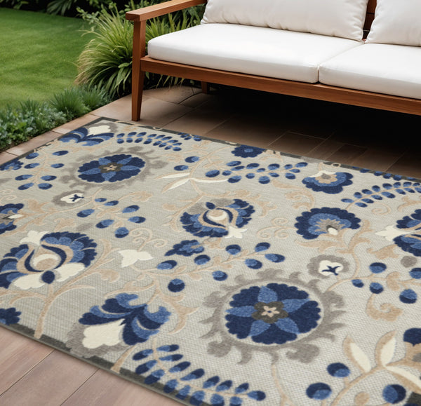Homeroots 10' Blue And Gray Indoor Outdoor Area Rug – Durable, Stylish, And Easy To Maintain For Any Space 7'x10' Area Rug Polypropylene 384862
