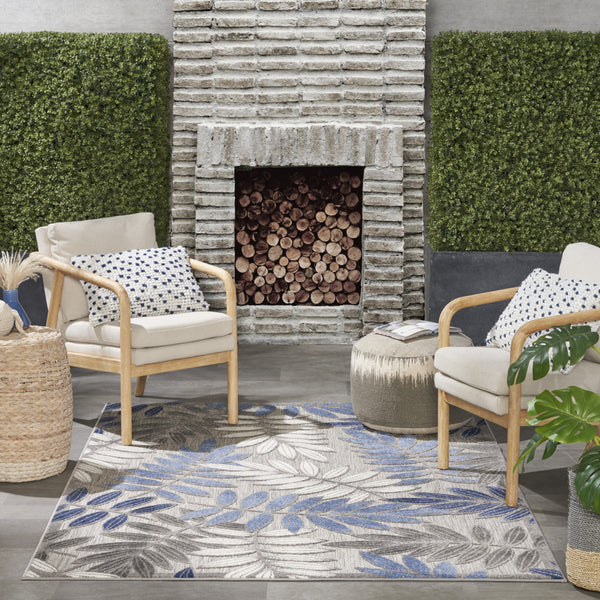 Homeroots 5' X 7' Blue And Gray Floral Stain Resistant Indoor Outdoor Area Rug  Polypropylene 384871