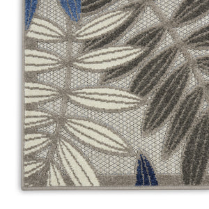 Homeroots 5' X 7' Blue And Gray Floral Stain Resistant Indoor Outdoor Area Rug  Polypropylene 384871
