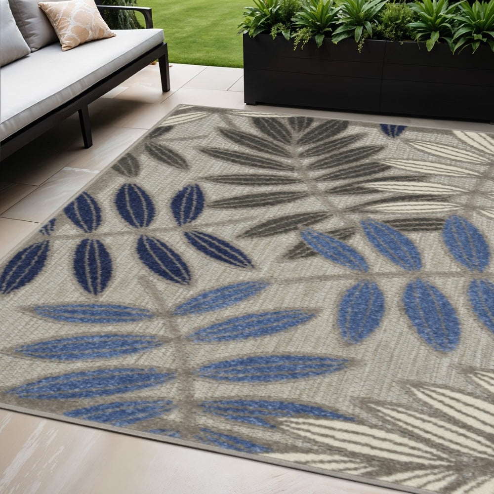 HomeRoots 5' Blue and Gray Floral Area Rug - Durable Indoor Outdoor Comfort for Stylish Living Spaces 5' x 8' 384871