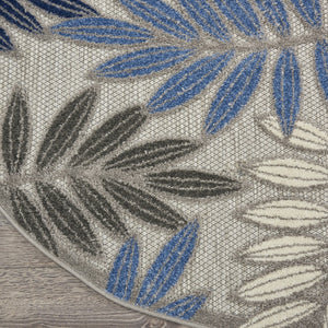 HomeRoots 5' Blue and Gray Floral Area Rug - Durable Indoor Outdoor Comfort for Stylish Living Spaces 5' Round 384872