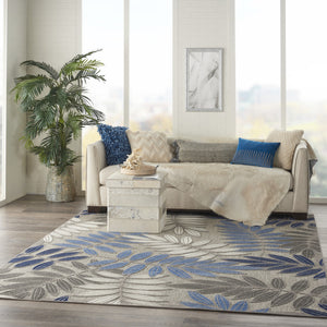 Homeroots 6' X 9' Grey/Blue Floral Indoor Outdoor Area Rug  Polypropylene 384873