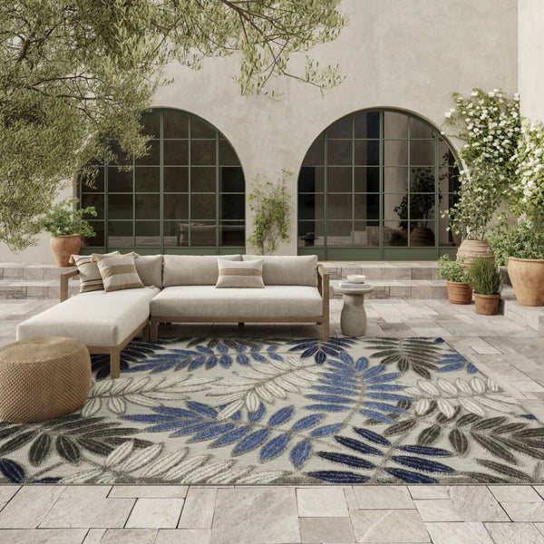 HomeRoots 5' Blue and Gray Floral Area Rug - Durable Indoor Outdoor Comfort for Stylish Living Spaces 6' x 9' 384873