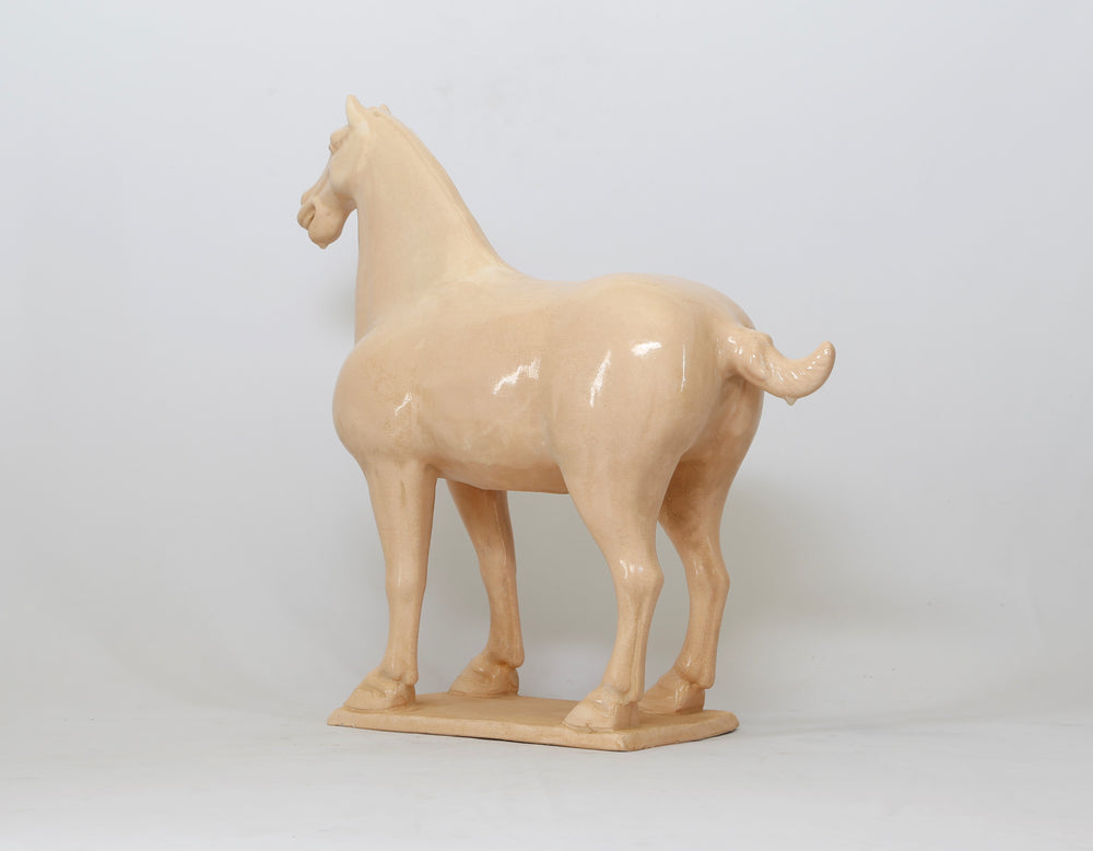 Lilys White Tang Horse Large 3849