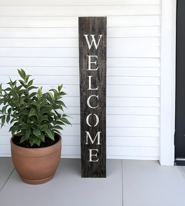 Homeroots 5' Rustic Black And White Front Porch Welcome Sign  Wood 384911