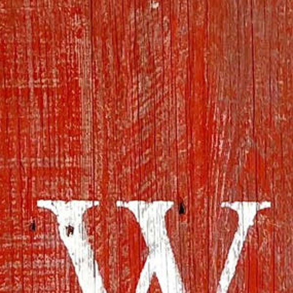 Homeroots 5" Rustic Red And White Front Porch Welcome Sign  Wood 384915