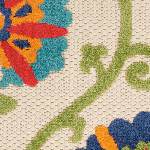 Homeroots 4' X 6' Ivory And Blue Area Rug - Stylish Indoor/Outdoor Design For Easy Maintenance & Durability 4?X6? Polypropylene 384971