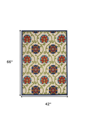 Homeroots 4' X 6' Ivory And Blue Area Rug - Stylish Indoor/Outdoor Design For Easy Maintenance & Durability 4?X6? Polypropylene 384971