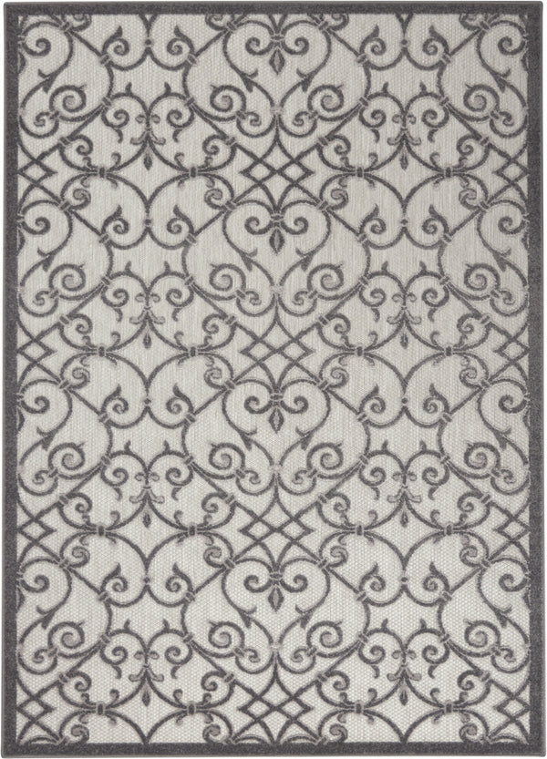 Homeroots 4' X 6' Gray Indoor Outdoor Area Rug - Durable, Versatile, Easy To Maintain, Perfect For Any Space! 4?X6? Polypropylene 385014