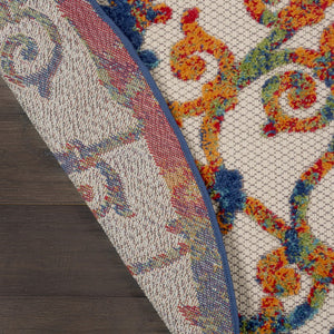 HomeRoots 5' Elegant Ivory and Blue Floral Area Rug for Indoor and Outdoor Spaces - Durable & Stylish Design 5' Round 385032