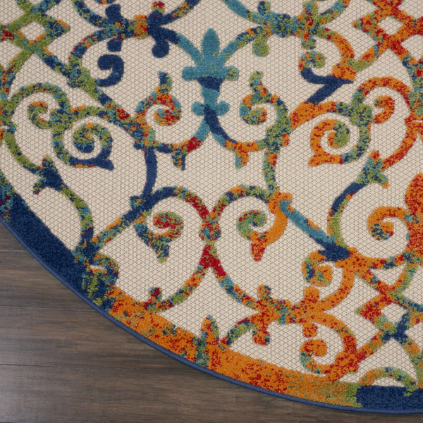 HomeRoots 5' Elegant Ivory and Blue Floral Area Rug for Indoor and Outdoor Spaces - Durable & Stylish Design 8' Round 385039