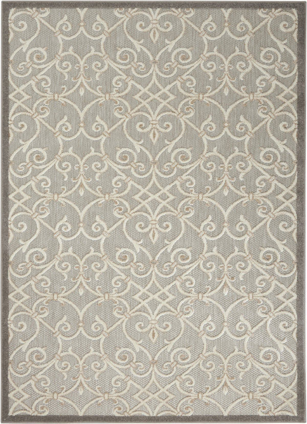 Homeroots 4' X 6' Gray And Ivory Area Rug - Durable Indoor Outdoor Design For Stylish Patios, Porches & More! 4?X6? Polypropylene 385049