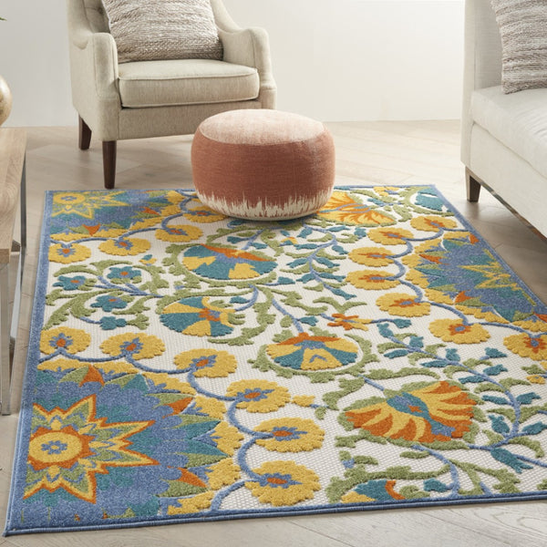 HomeRoots 5' Stylish Ivory and Blue Floral Area Rug - Durable Indoor/Outdoor Design for Elegant Spaces 6' x 9' 385063