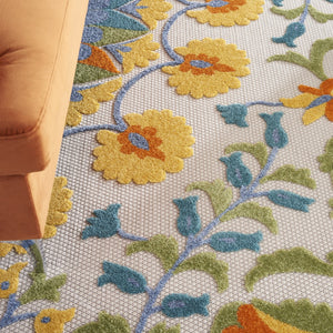 HomeRoots 5' Stylish Ivory and Blue Floral Area Rug - Durable Indoor/Outdoor Design for Elegant Spaces 7' x 10' 385065