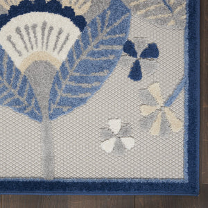 HomeRoots 5' Timeless Blue and Gray Indoor Outdoor Area Rug - Durable, Stylish, Easy Care for Any Space 5?x7' 385105