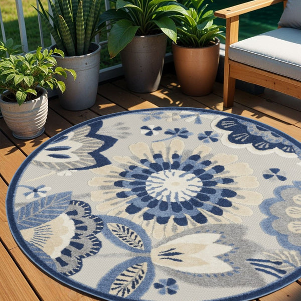 HomeRoots 5' Timeless Blue and Gray Indoor Outdoor Area Rug - Durable, Stylish, Easy Care for Any Space 5? 385108