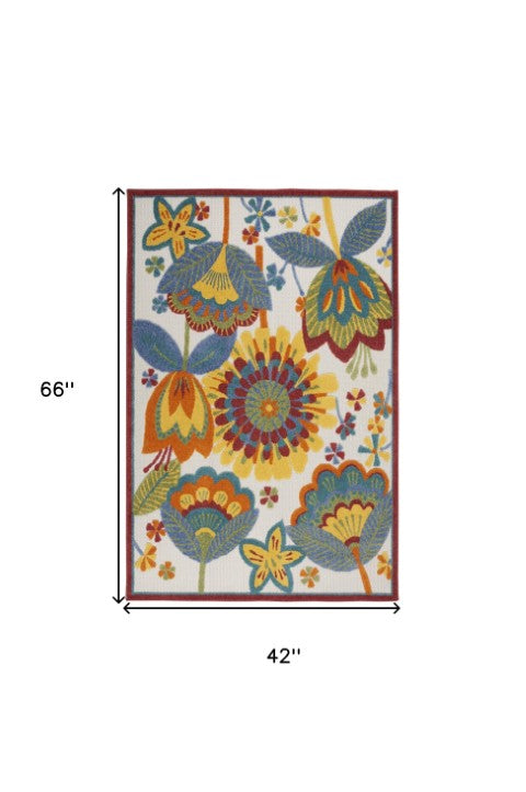 Homeroots 4' Vibrant Yellow And Ivory Indoor Outdoor Area Rug - Perfect For Patio, Kitchen, And More! 4?X6' Polypropylene 385117
