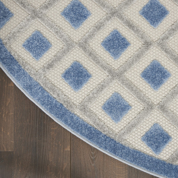 HomeRoots 5' Modern Geometric Area Rug - Durable Indoor/Outdoor Design for High-Traffic Spaces and Easy Care 5' Round 385154