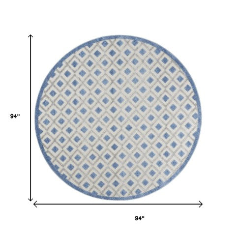 Homeroots 4' Black And White Indoor Outdoor Area Rug - Durable, Stylish, And Easy To Maintain For Any Space 8' Round Area Rug Polypropylene 385161