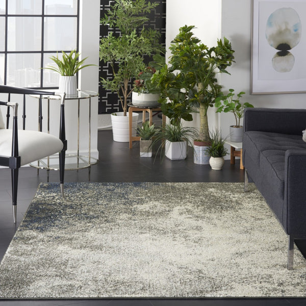 HomeRoots 5' Gray and Ivory Abstract Area Rug - Modern Design for Comfort and Durability in Any Room 5?x7? 385294