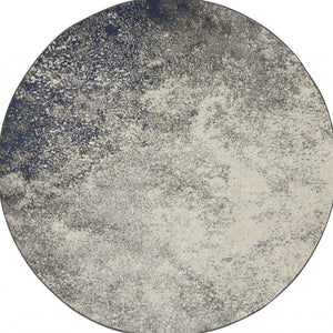 Homeroots 5' Gray And Ivory Round Abstract Power Loom Area Rug  Polypropylene 385295