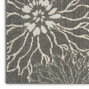 HomeRoots 5' Blue and Gray Floral Area Rug - Timeless Elegance for Living Rooms, Bedrooms, or Dining Areas 7' X 10' Rectangle 385416