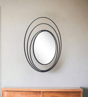 Homeroots 32" Black Concentric Circles Round Wall Mirror  Metal 385474