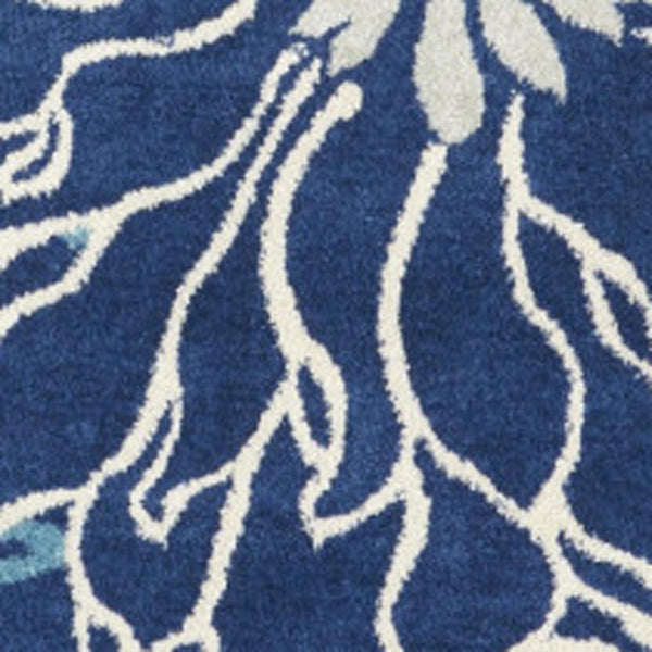 HomeRoots 5' Blue and Ivory Floral Area Rug - Timeless Elegance for Living Rooms & High-Traffic Spaces 8? Round 385483