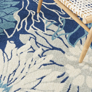 HomeRoots 5' Blue and Ivory Floral Area Rug - Timeless Elegance for Living Rooms & High-Traffic Spaces 8? Round 385483