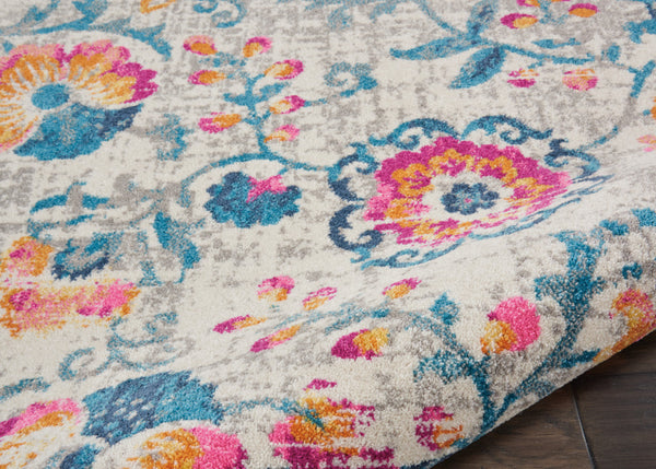 Homeroots 4' X 6' Ivory Floral Dhurrie Area Rug  Polypropylene 385487