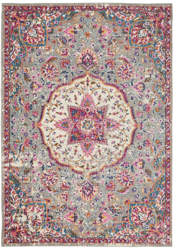HomeRoots 5' Gray and Ivory Medallion Area Rug - Timeless Elegance for Living Spaces, Soft and Durable Design 5' X 7' Rectangle 385521