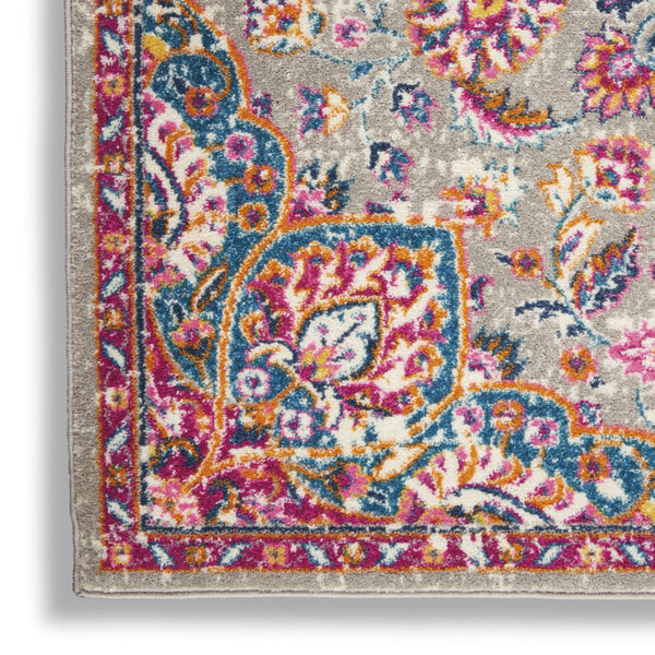 HomeRoots 5' Gray and Ivory Medallion Area Rug - Timeless Elegance for Living Spaces, Soft and Durable Design 7' X 10' Rectangle 385523