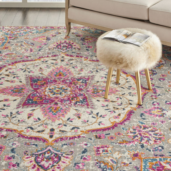 HomeRoots 5' Gray and Ivory Medallion Area Rug - Timeless Elegance for Living Spaces, Soft and Durable Design 8' X 10' Rectangle 385524