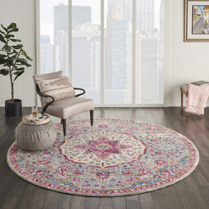 HomeRoots 5' Gray and Ivory Medallion Area Rug - Timeless Elegance for Living Spaces, Soft and Durable Design 8' Round Round 385525