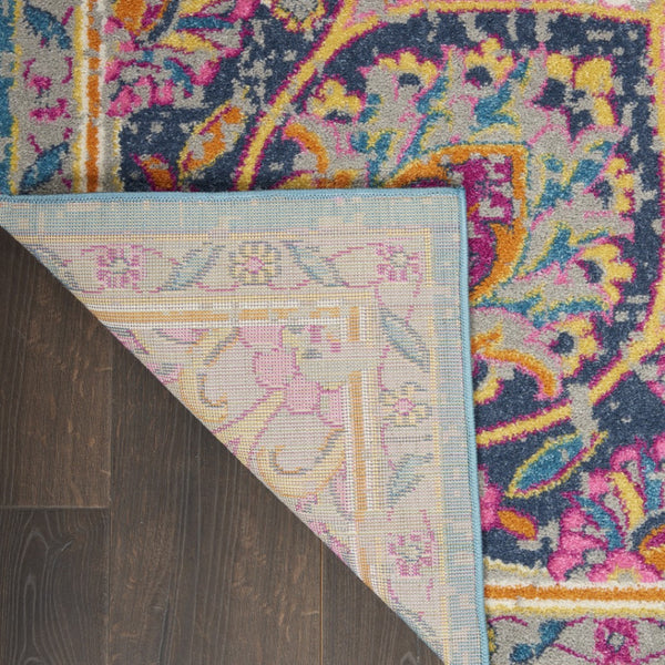 HomeRoots 5' Ivory and Blue Medallion Area Rug – Elegant Traditional Design for Living Room or Dining Space 7' x 10' 385533