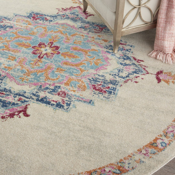 HomeRoots 8' Gray and Ivory Medallion Distressed Rug - Timeless Design for Modern Living Spaces and Durability 8' Round 385575