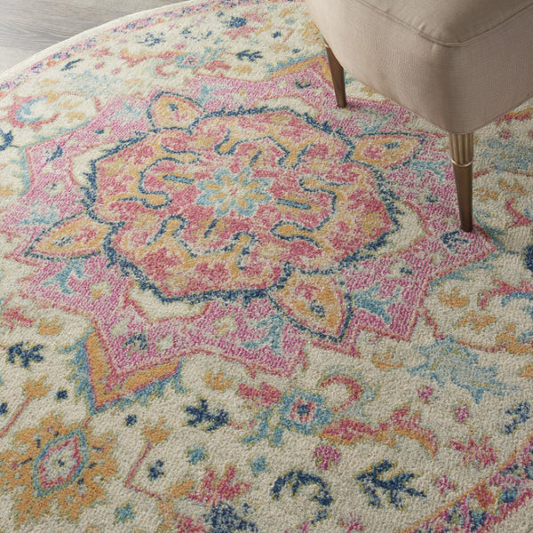 HomeRoots 5' Pink and Ivory Southwestern Distressed Area Rug – Soft, Durable, Vintage-Inspired Home Accent Piece 5? Round 385591